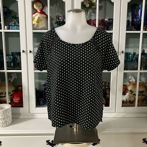 Black White Polka Dot Top Sz Small American Eagle